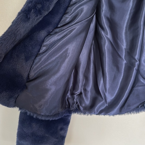 Express Faux Fur Jacket - Navy Blue - XS - Picture 14 of 16